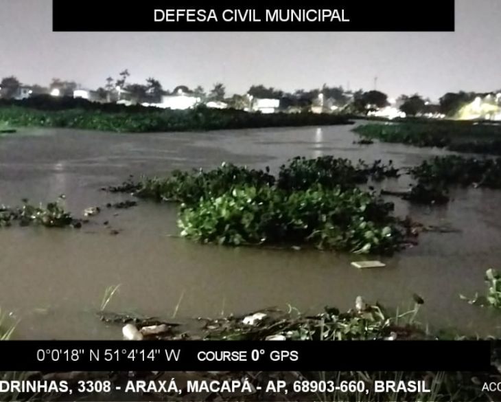Chuva que caiu em Macapá causa transtornos à população. Defesa Civil do Município foi bastante acionada